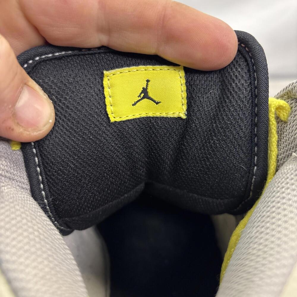 Nike Air Jordan 1 Phat 'Vibrant Yellow' | Men's 9.5 - Picture 11 of 16